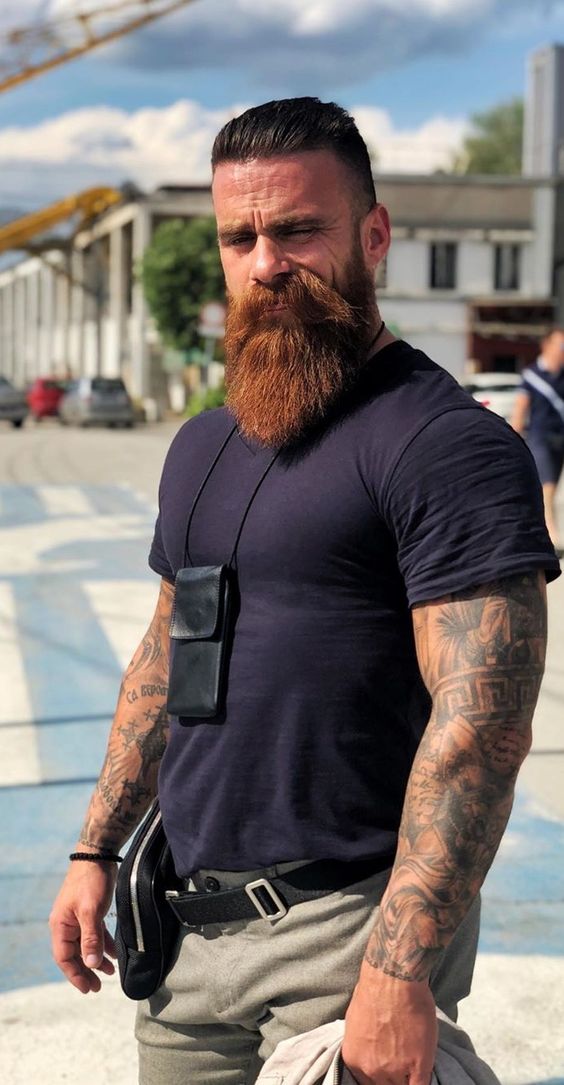 Medium-Full Beard with a Natural Neckline