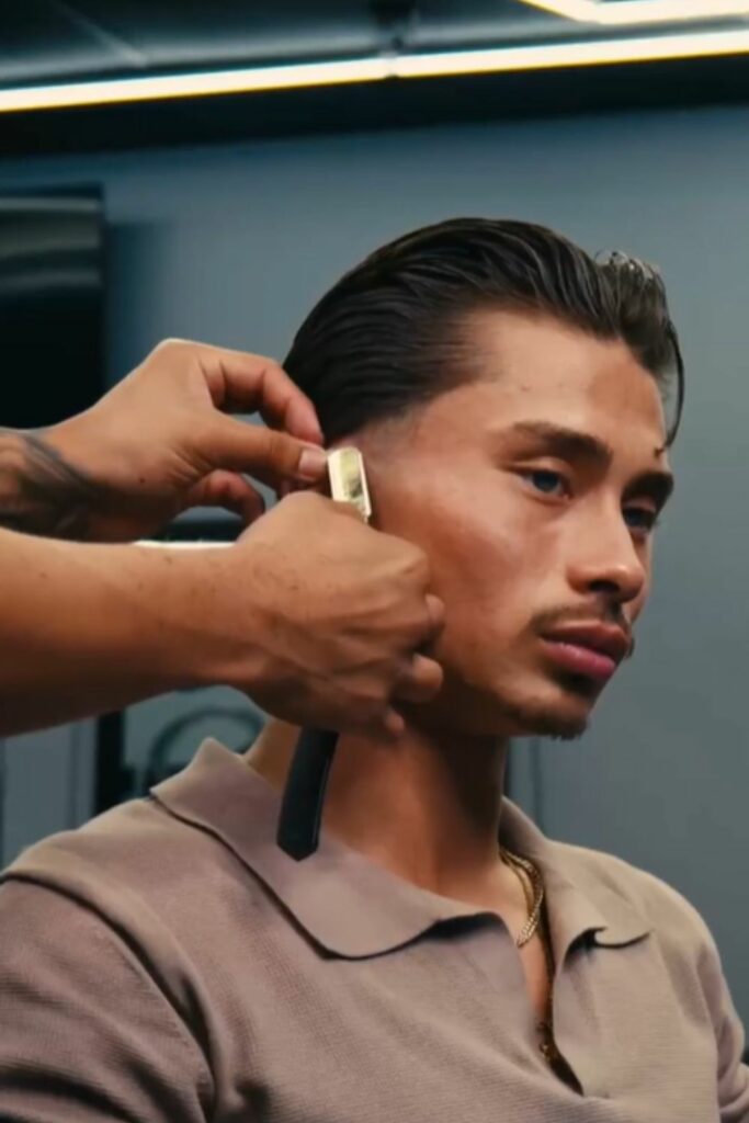 Natural Waves with Subtle Skin Fade