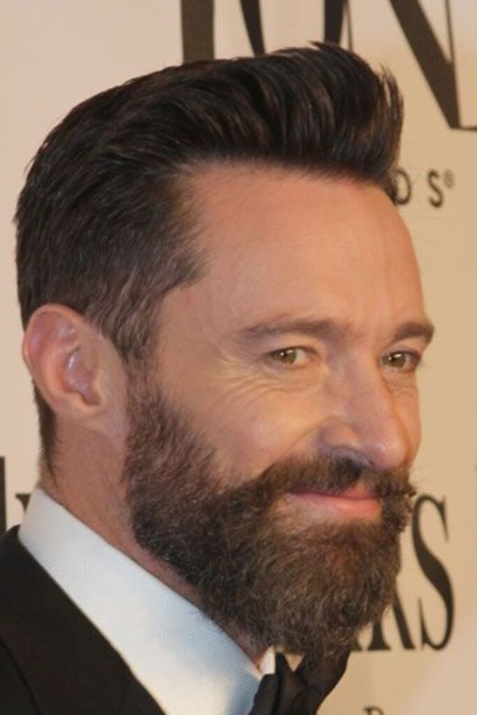 Medium-Length Beard with Tapered Neckline and Soft Edges