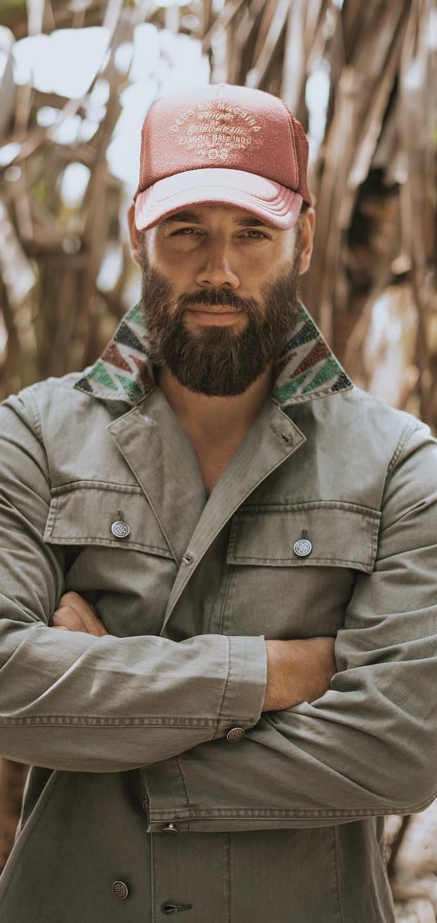 Stubble with a Softer Jawline Focus