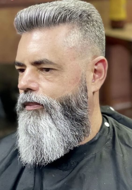 Natural Grey Beard with Layered Growth