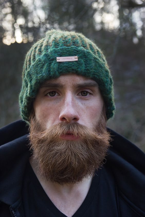 Sculpted Long Beard with Volume
